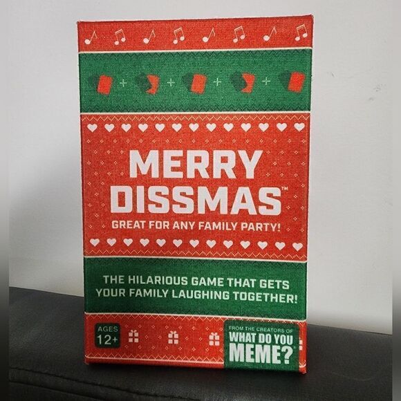 NIB MERRY DISSMAS Family Holiday Game - Picture 1 of 2